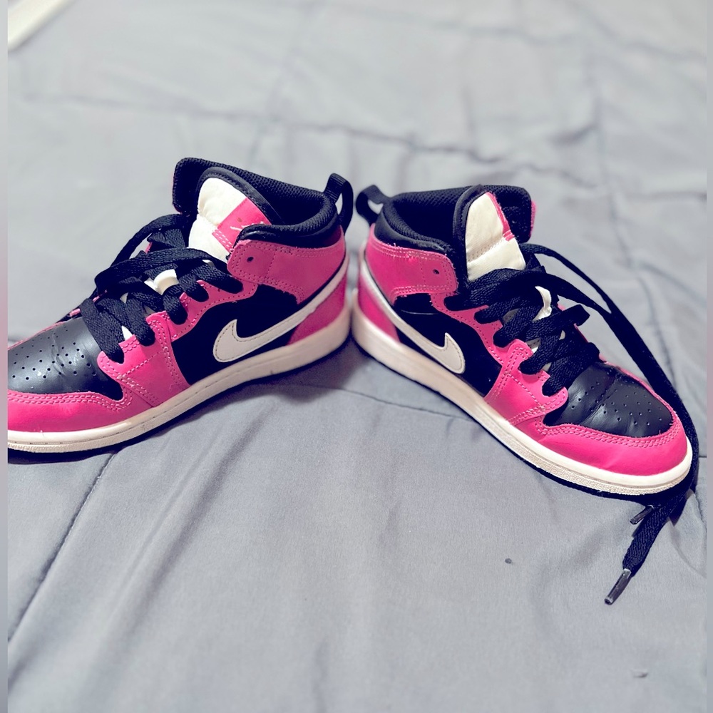 Girls Air Force Nikes size 13